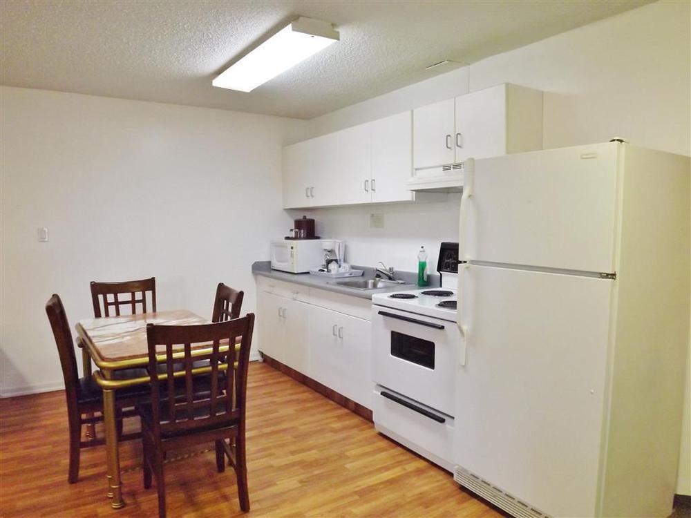 Canadas Best Value Inn Whitecourt Cameră foto